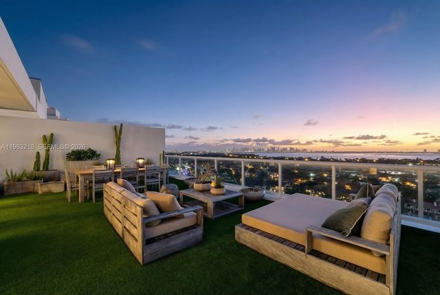 5600 Collins Ave PH D, Miami Beach, FL 33140