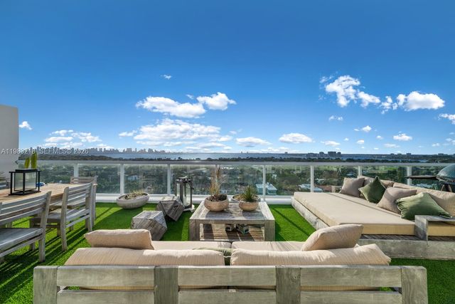 5600 Collins Ave PH D, Miami Beach, FL 33140