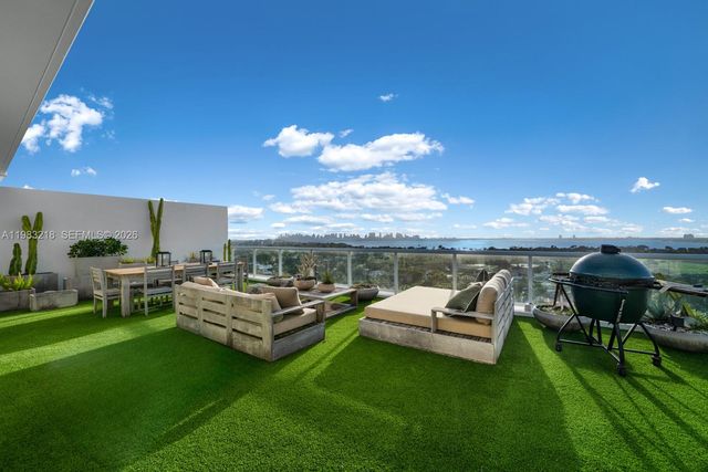 5600 Collins Ave PH D, Miami Beach, FL 33140