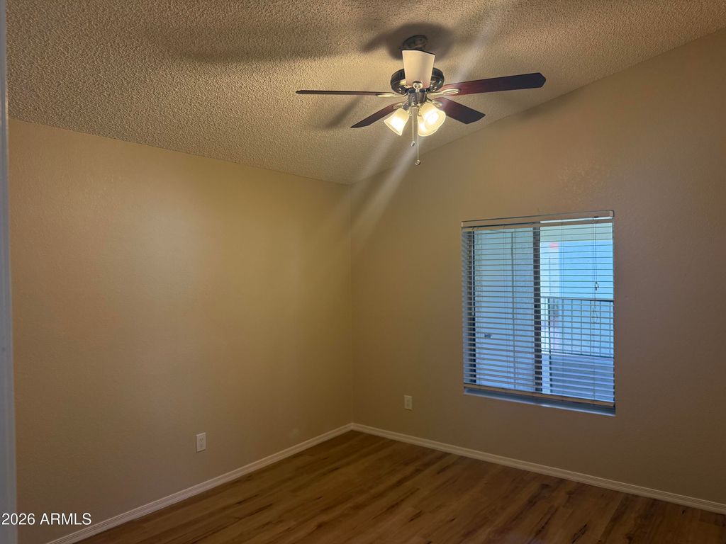 Image 11 of property listing at 1120 N VAL VISTA Drive 90, Gilbert, AZ 85234