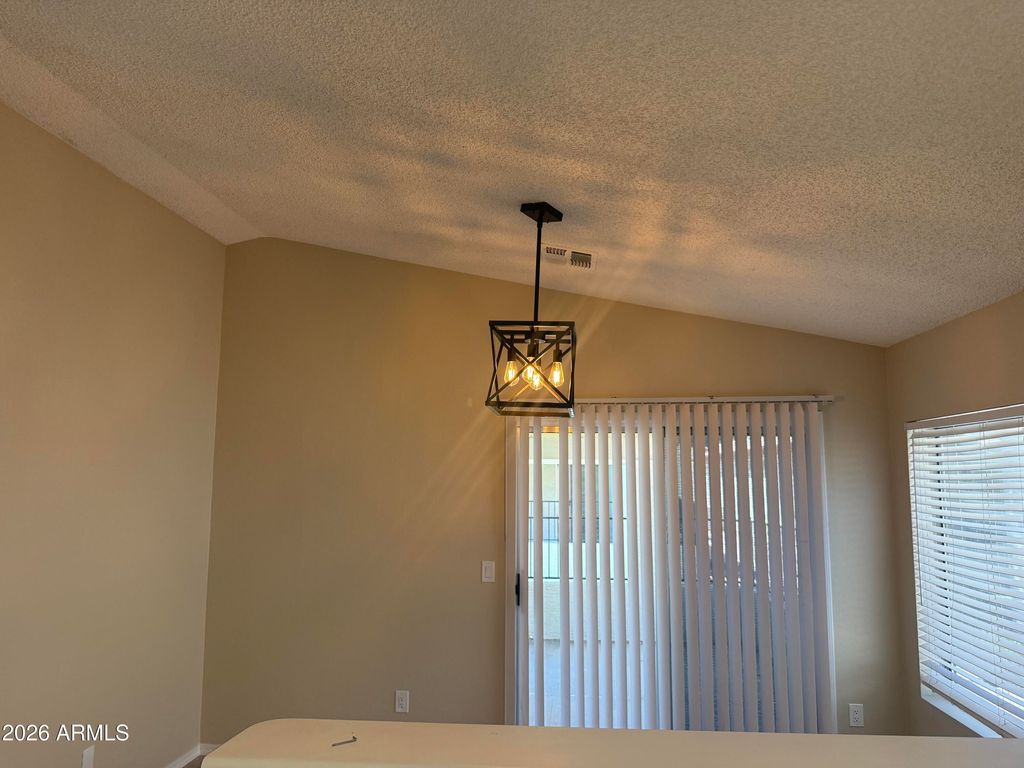 Image 8 of property listing at 1120 N VAL VISTA Drive 90, Gilbert, AZ 85234