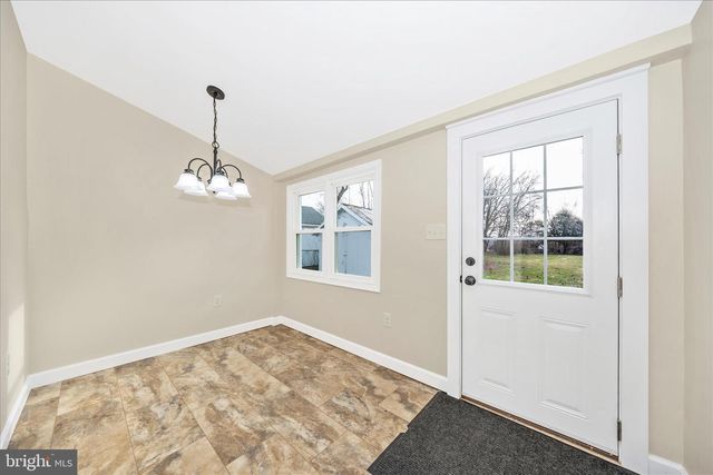 12401 CEDAR RIDGE RD, Williamsport, MD 21795