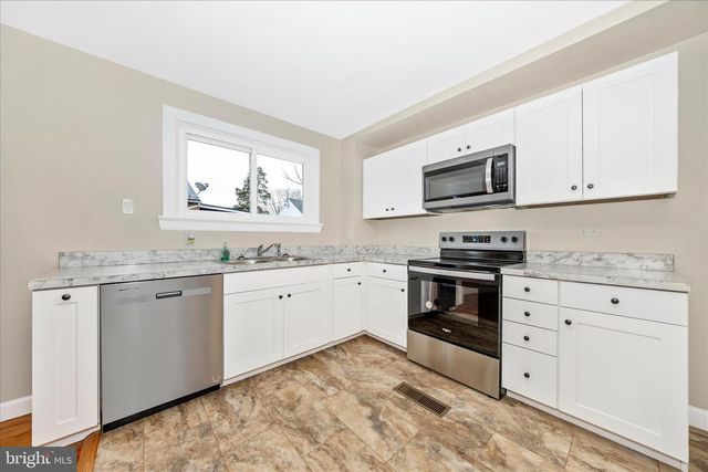 12401 CEDAR RIDGE RD, Williamsport, MD 21795