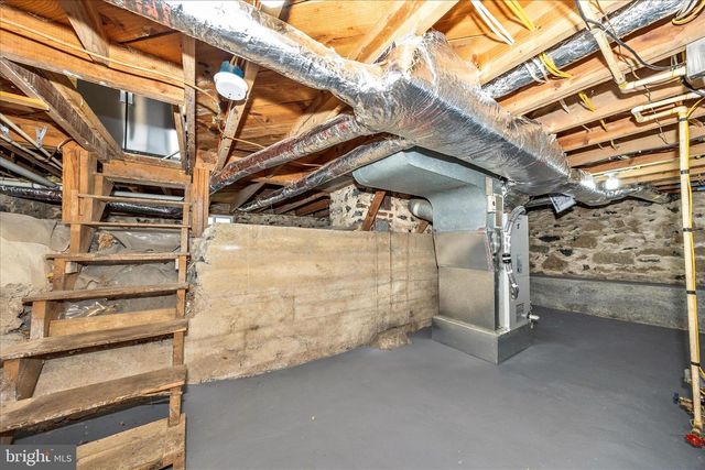 12401 CEDAR RIDGE RD, Williamsport, MD 21795