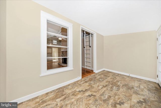 12401 CEDAR RIDGE RD, Williamsport, MD 21795