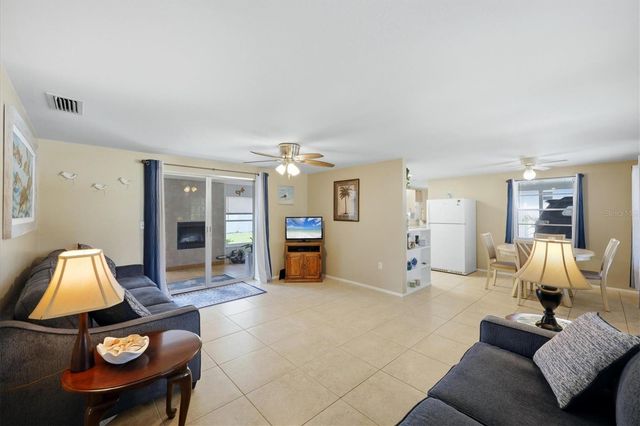 630 E SEMINOLE DRIVE, Venice, FL 34293