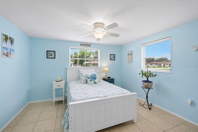 630 E SEMINOLE DRIVE, Venice, FL 34293