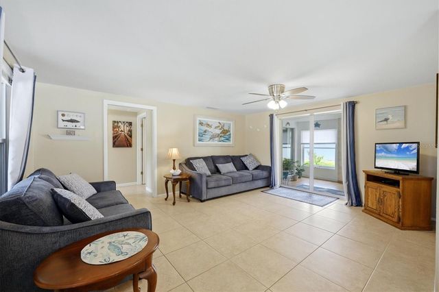 630 E SEMINOLE DRIVE, Venice, FL 34293