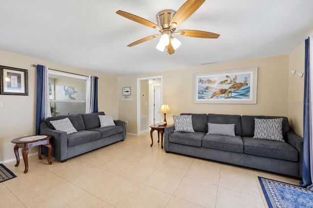 630 E SEMINOLE DRIVE, Venice, FL 34293