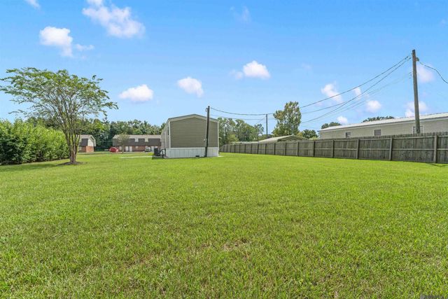 12487 Hebert Rd, Gonzales, LA 70737