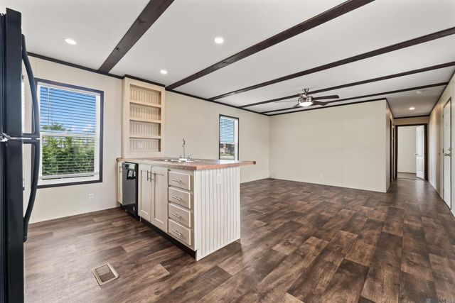 12487 Hebert Rd, Gonzales, LA 70737