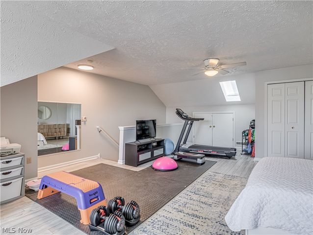 1219 W 69th Street, Cleveland, OH 44102