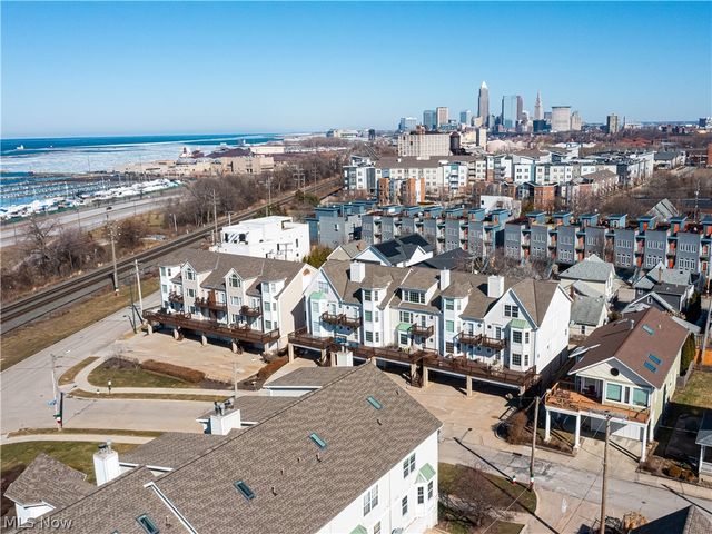 1219 W 69th Street, Cleveland, OH 44102