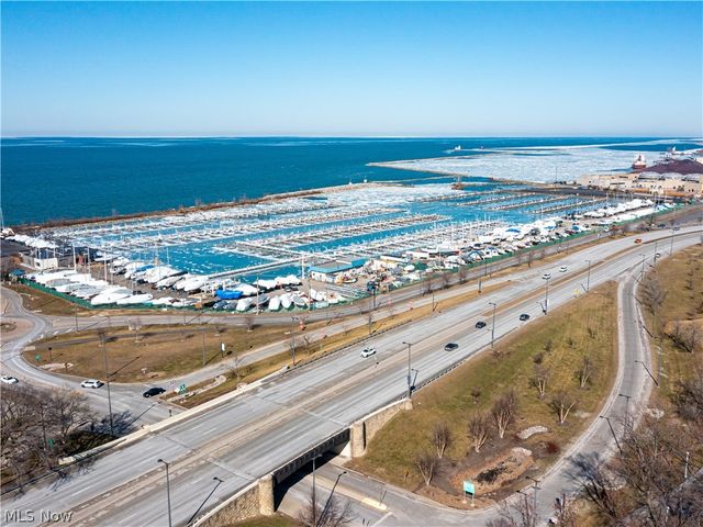 1219 W 69th Street, Cleveland, OH 44102