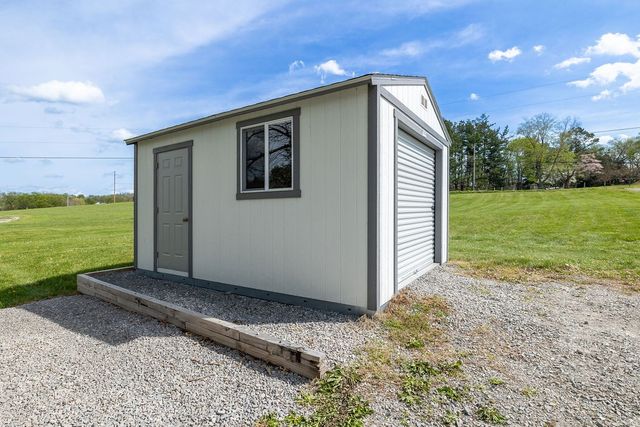 3988 Pulaski Hwy, Culleoka, TN 38451