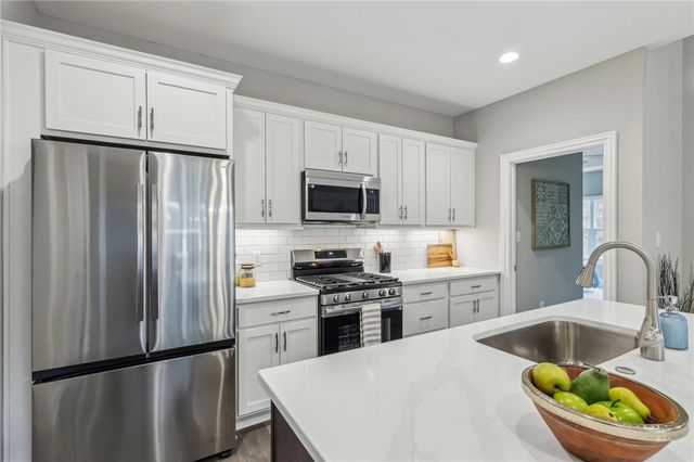 130 Summer Lane, Mcdonald, PA 15057