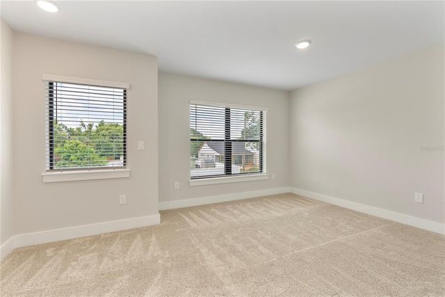 1807 SIMONTON AVENUE, Orlando, FL 32806