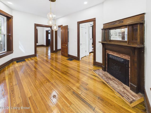 224 St Joseph St, Louisville, KY 40203