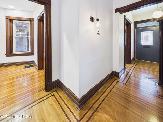 224 St Joseph St, Louisville, KY 40203