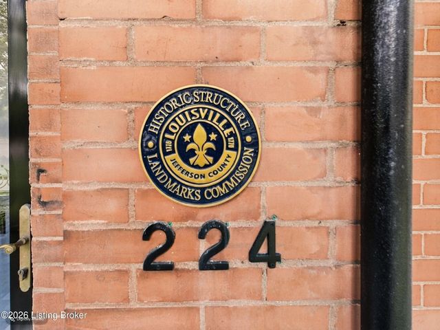 224 St Joseph St, Louisville, KY 40203