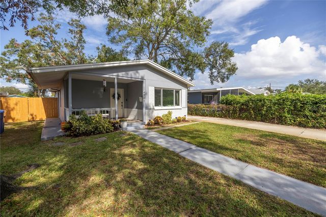 4945 34TH AVENUE N, St Petersburg, FL 33710