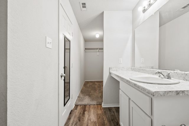 6096 Saddle Hill Drive, Alexander, AR 72002