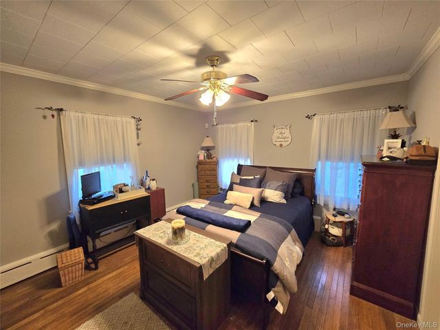 96 Trafalgar Drive, Shirley, NY 11967
