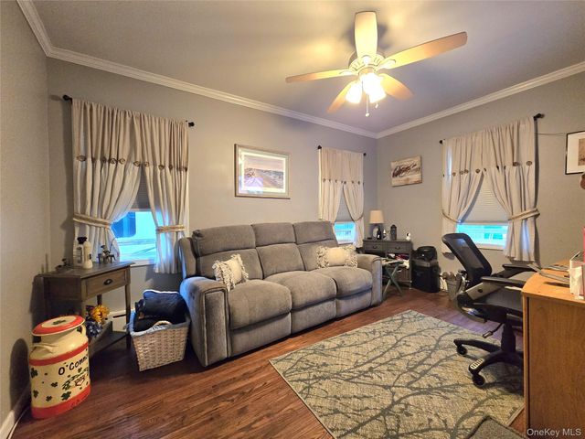 96 Trafalgar Drive, Shirley, NY 11967