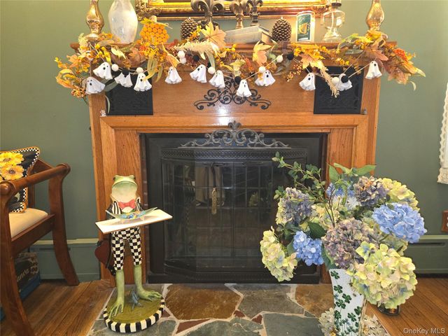 96 Trafalgar Drive, Shirley, NY 11967