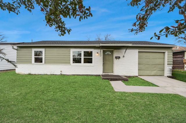 10506 Sierra Drive, Houston, TX 77051