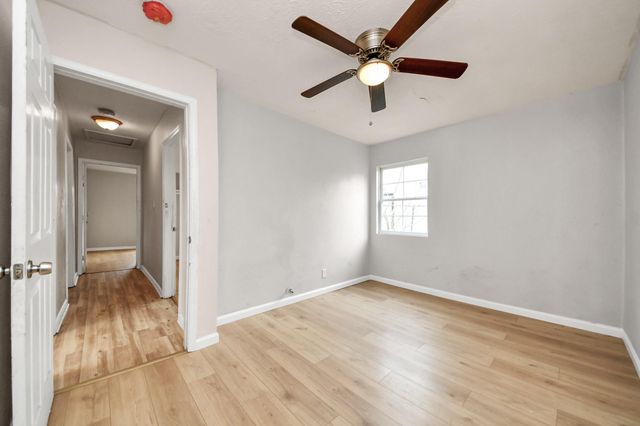 10506 Sierra Drive, Houston, TX 77051