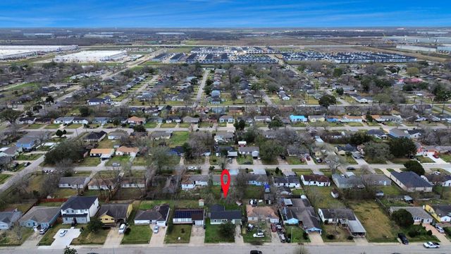 10506 Sierra Drive, Houston, TX 77051