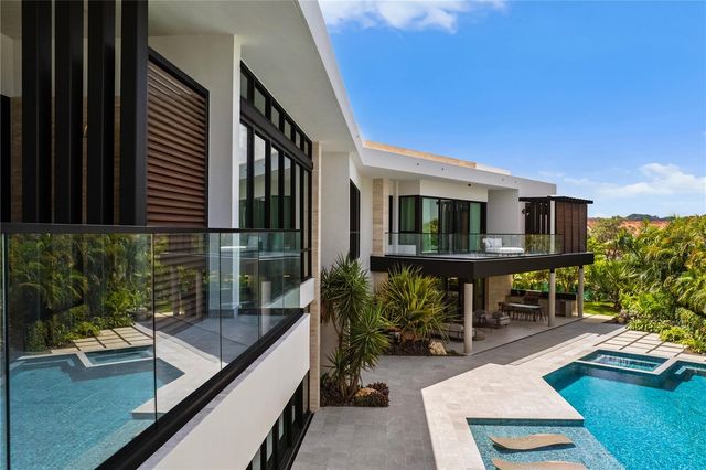 36 DORADO COUNTRY ESTATES, Dorado, PR 00646