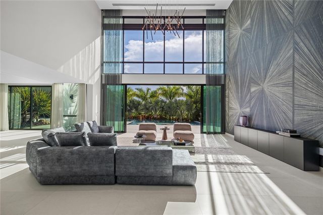 36 DORADO COUNTRY ESTATES, Dorado, PR 00646