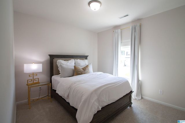 1021 PINNACLE PARKWAY, Leeds, AL 35094