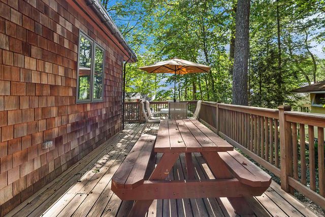 9 Autumn Lane, Newbury, NH 03255