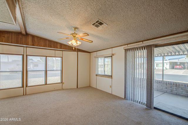 233 S 75TH Way, Mesa, AZ 85208