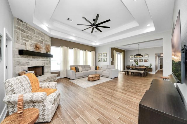 7723 Stratford Hall Drive, Rosharon, TX 77583