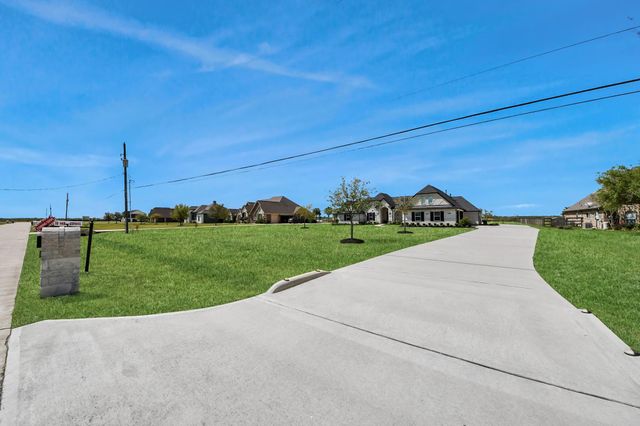 7723 Stratford Hall Drive, Rosharon, TX 77583