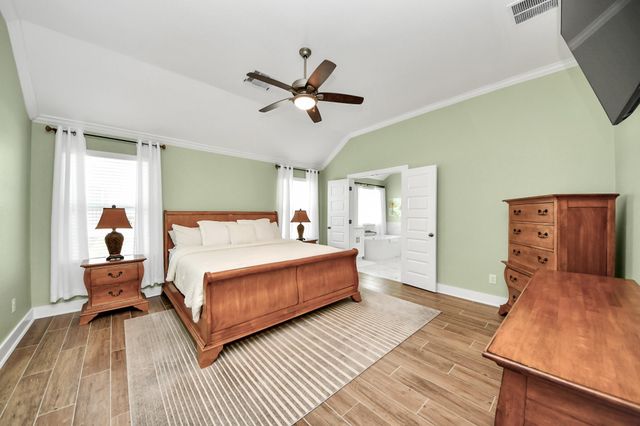 7723 Stratford Hall Drive, Rosharon, TX 77583