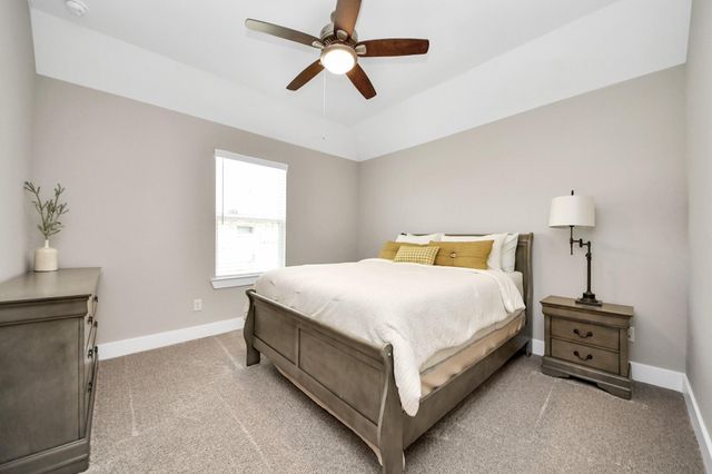 7723 Stratford Hall Drive, Rosharon, TX 77583