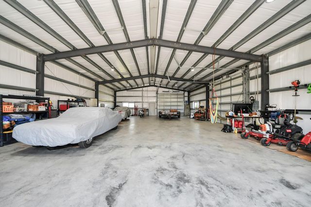 7723 Stratford Hall Drive, Rosharon, TX 77583