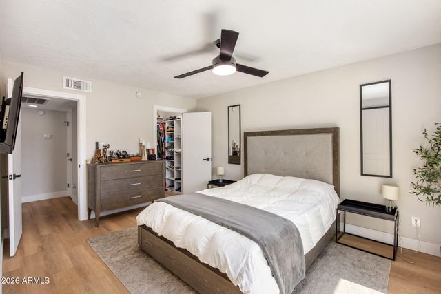 5117 E BECK Lane, Scottsdale, AZ 85254