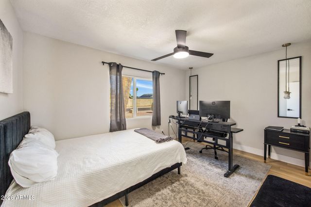 5117 E BECK Lane, Scottsdale, AZ 85254