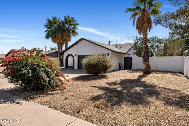 5117 E BECK Lane, Scottsdale, AZ 85254