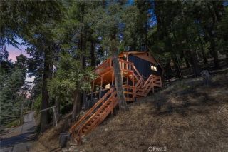 739 Lake Drive, Lake Arrowhead, CA 92385