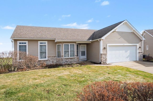 6114 Rockefellar Court, Granger, IN 46530