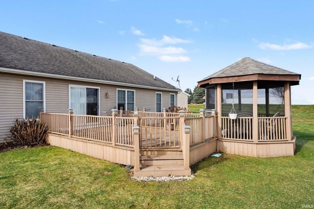 6114 Rockefellar Court, Granger, IN 46530