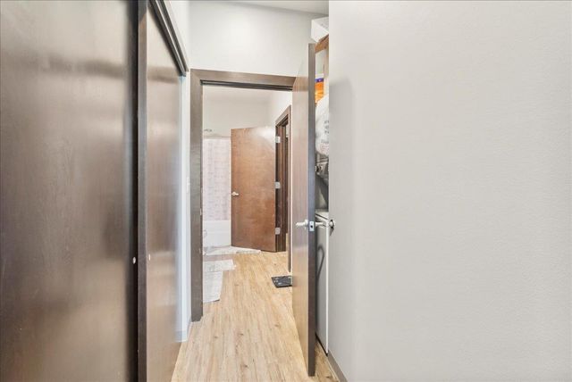 250 State St Apt 303, Cedar Falls, IA 50613