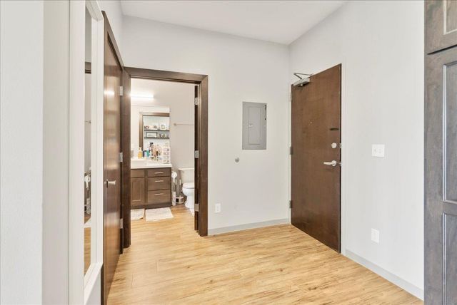 250 State St Apt 303, Cedar Falls, IA 50613